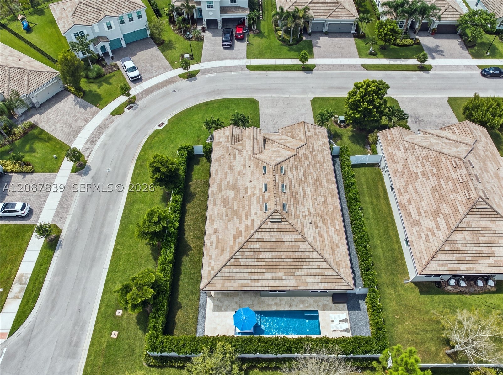 2590 SW Berry Park Cir