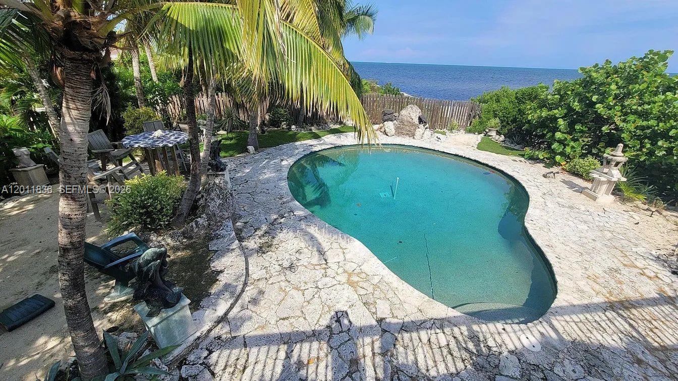 OCEAN REEF SHORES - Residential