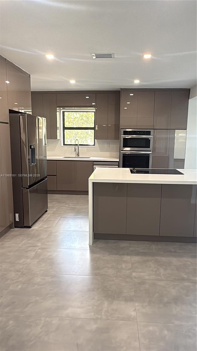 BREEZESWEPT ESTATES 1ST A - Residential