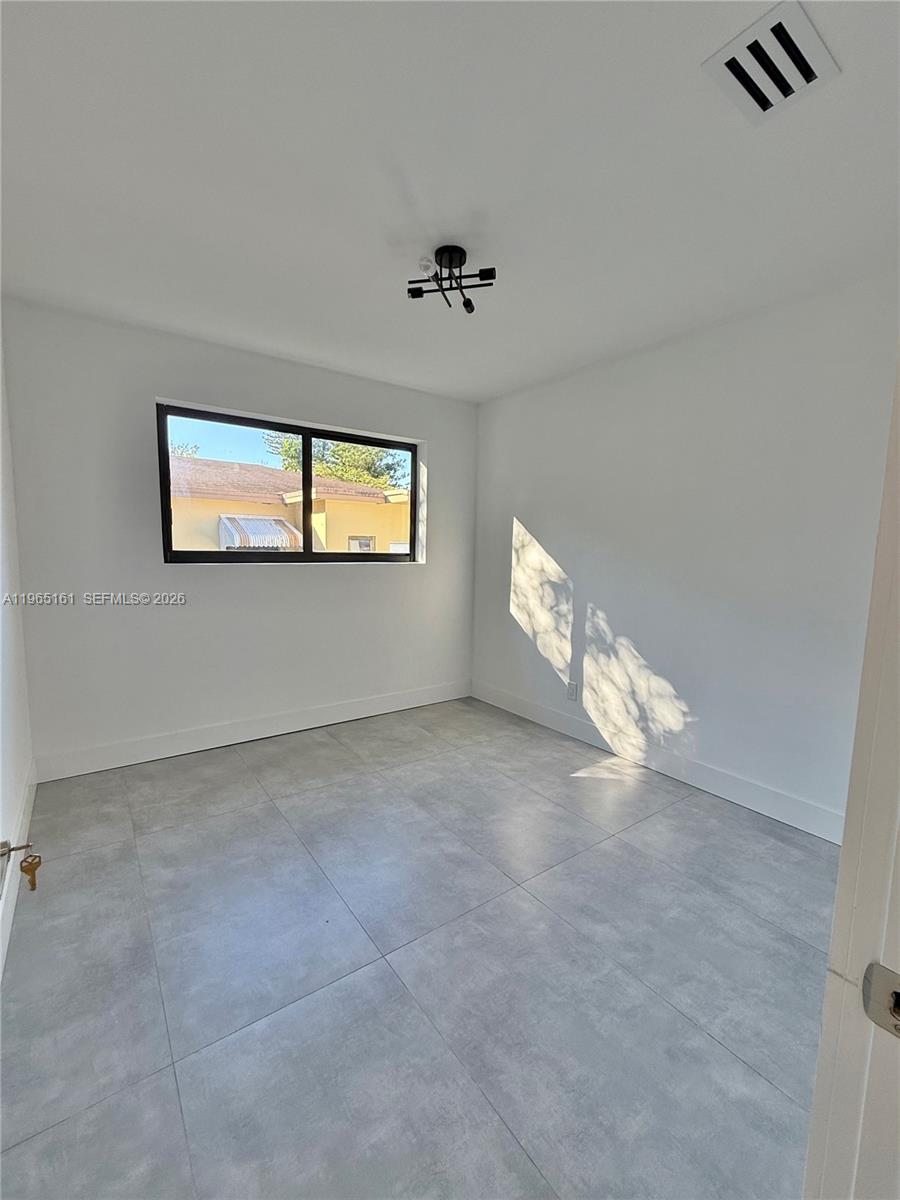 BREEZESWEPT ESTATES 1ST A - Residential