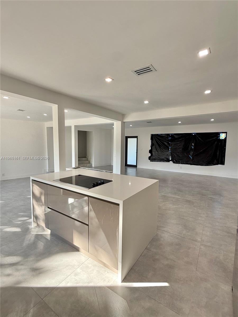 BREEZESWEPT ESTATES 1ST A - Residential