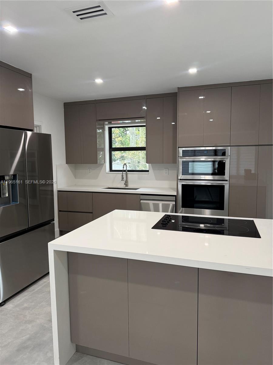 BREEZESWEPT ESTATES 1ST A - Residential