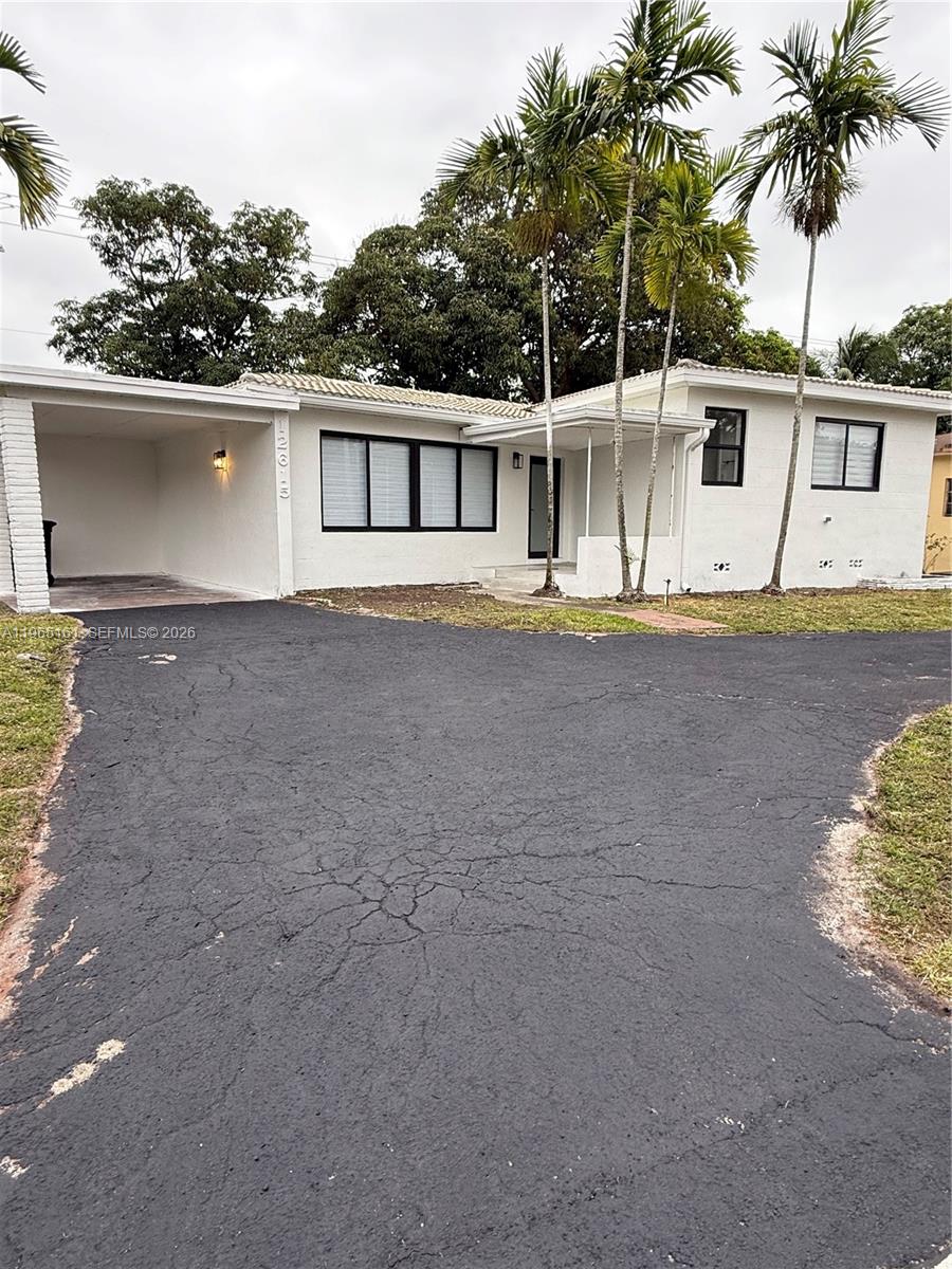 BREEZESWEPT ESTATES 1ST A - Residential