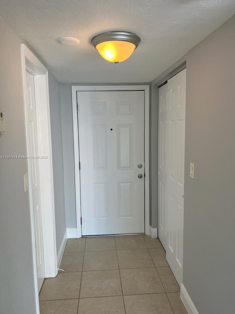 PARADISE AT DADELAND COND - Residential