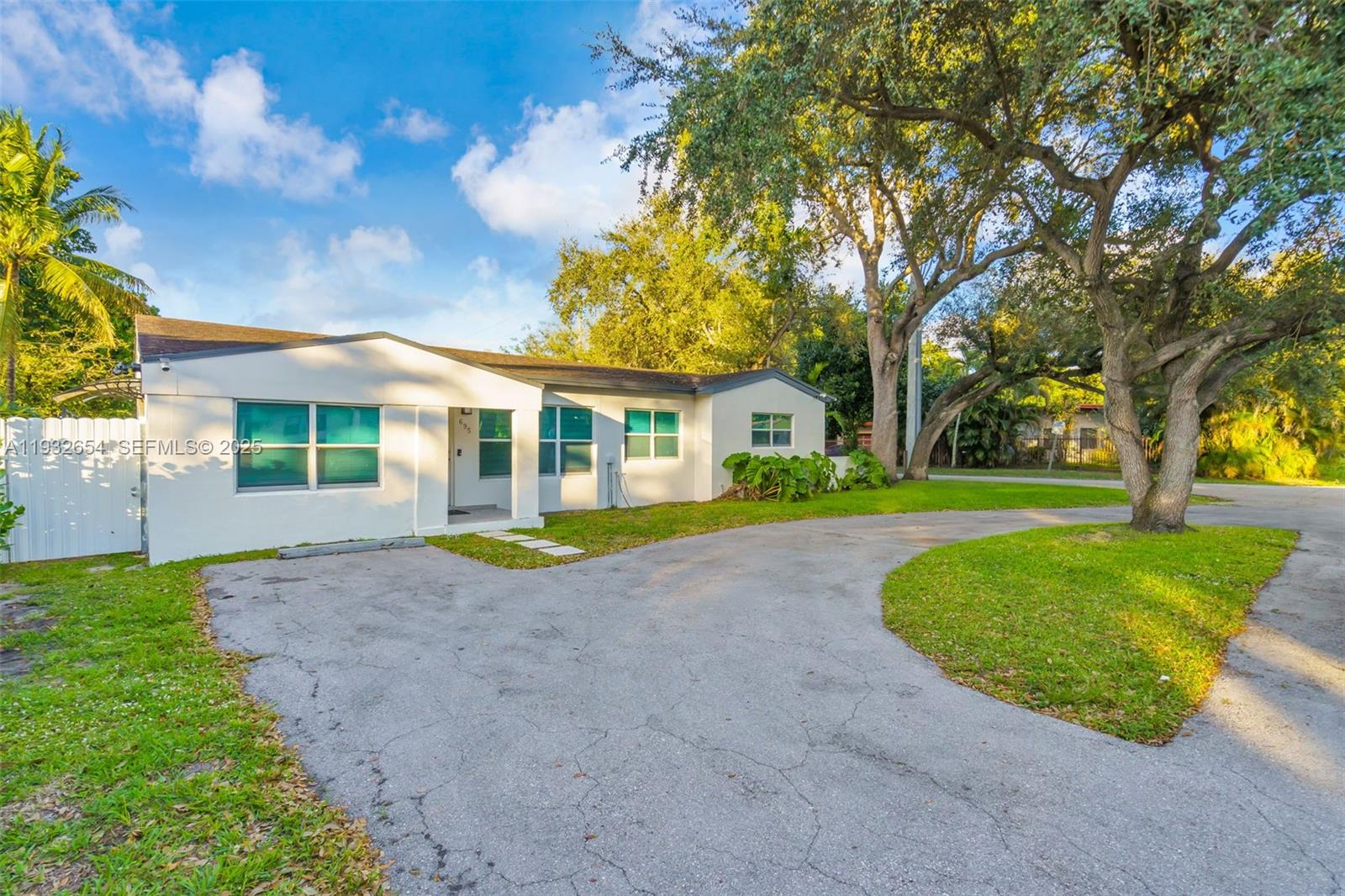 PLEASANT VILLAGE - Residential Lease