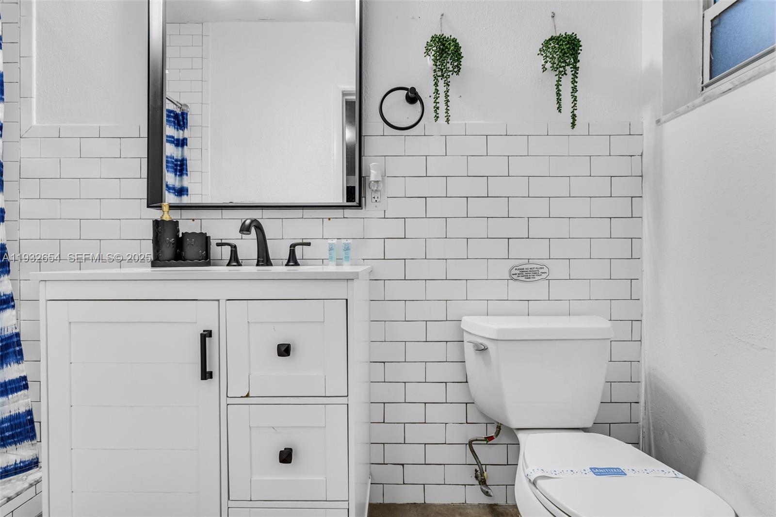 PLEASANT VILLAGE - Residential Lease