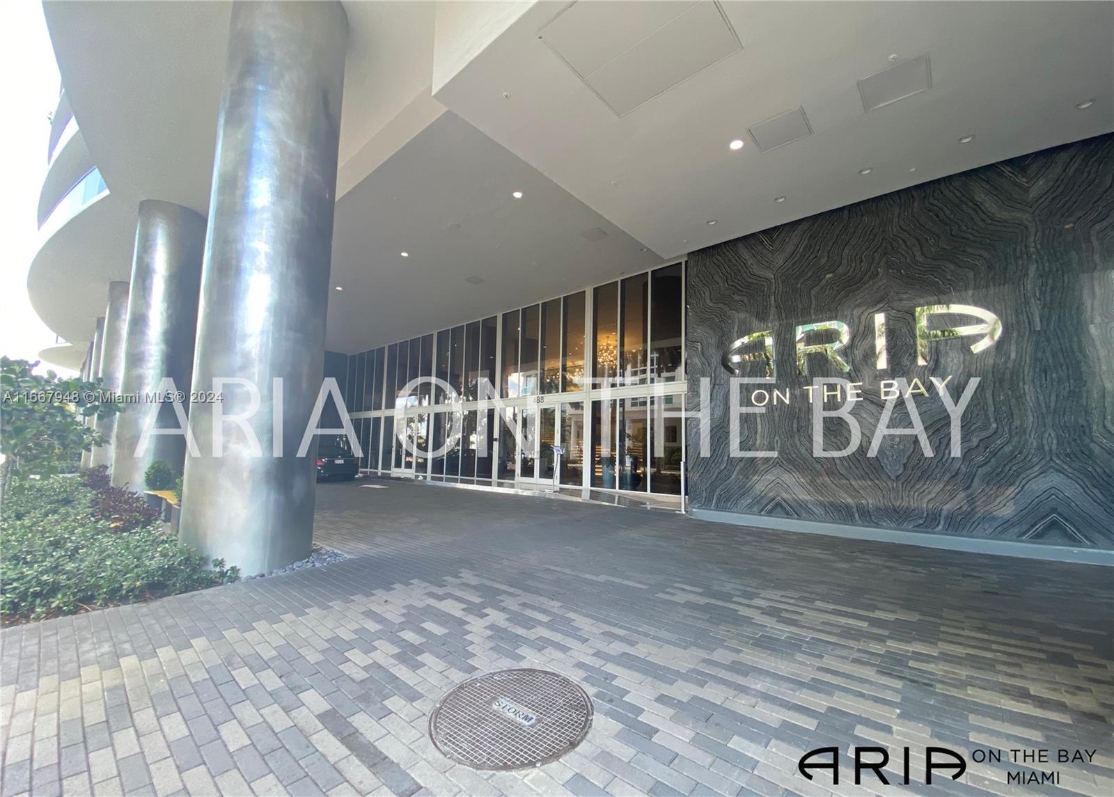 ARIA ON THE BAY CONDO - Residential