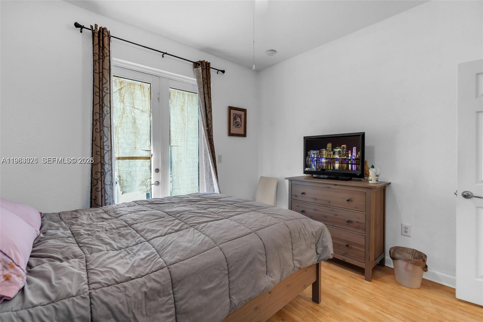 COURTS AT TUSCANY NORTH - Residential