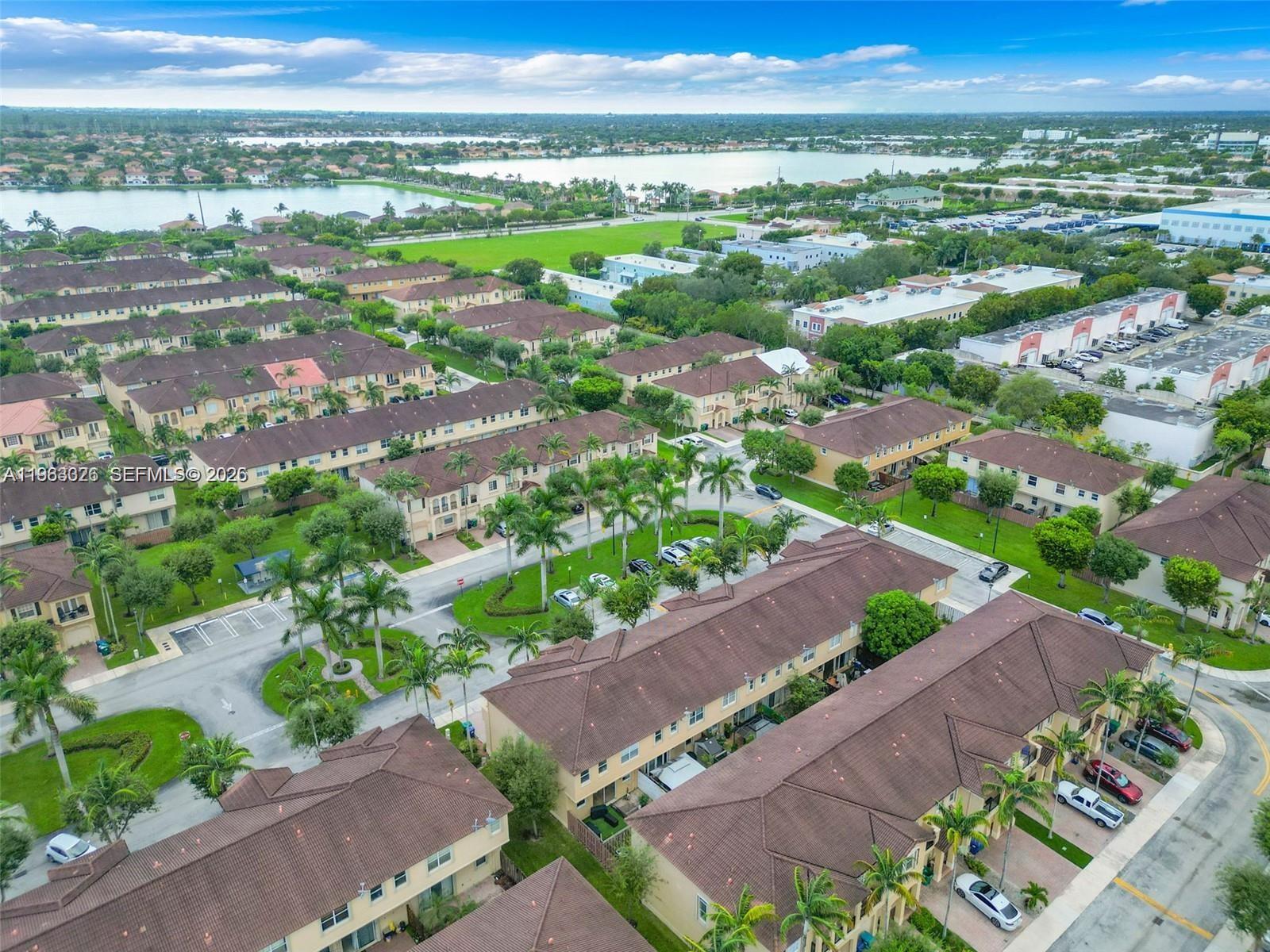 COURTS AT TUSCANY NORTH - Residential