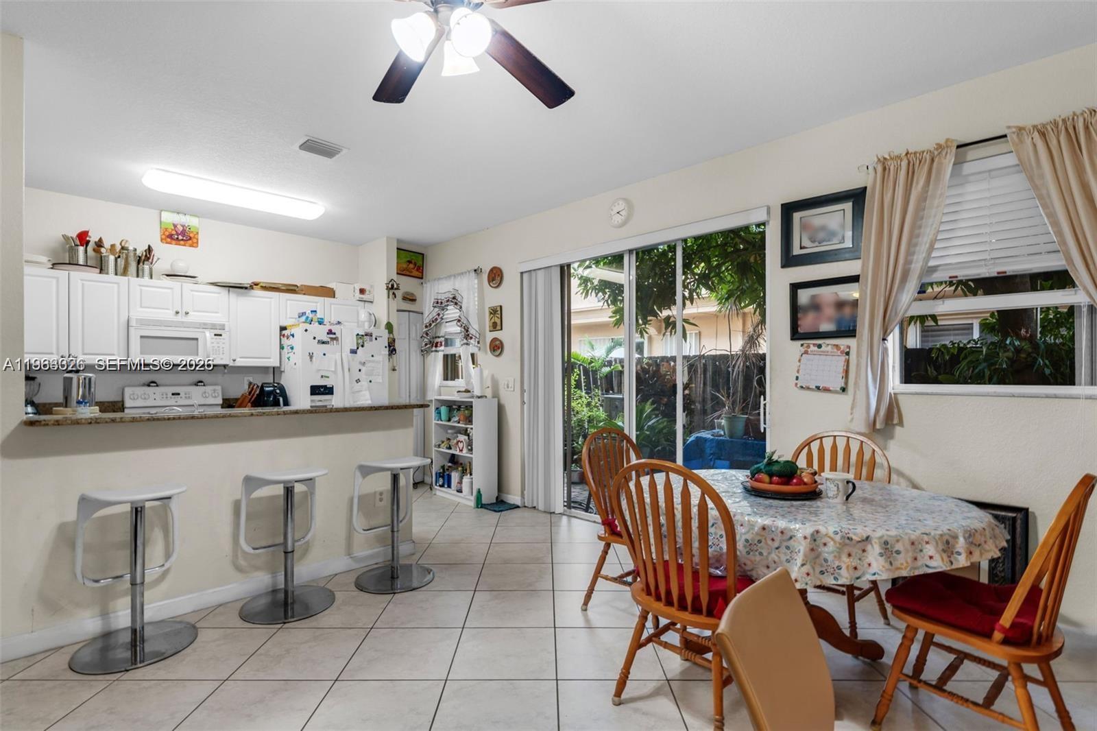 COURTS AT TUSCANY NORTH - Residential