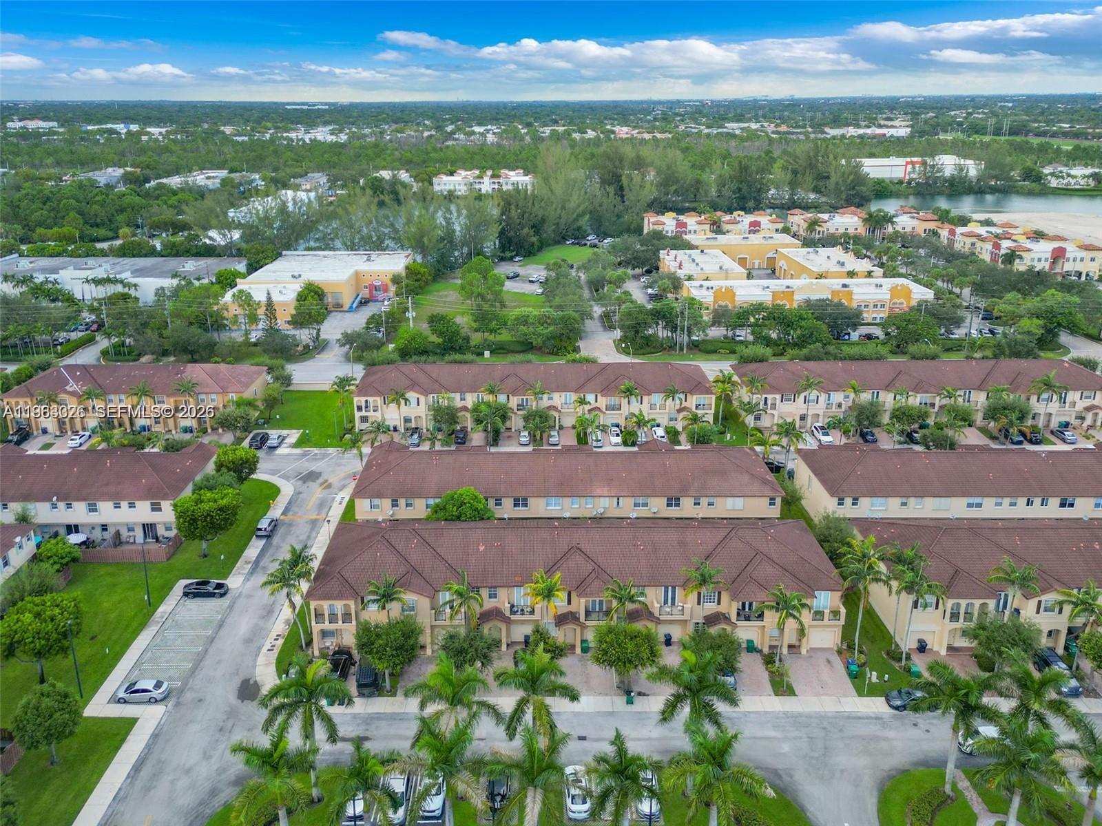 COURTS AT TUSCANY NORTH - Residential