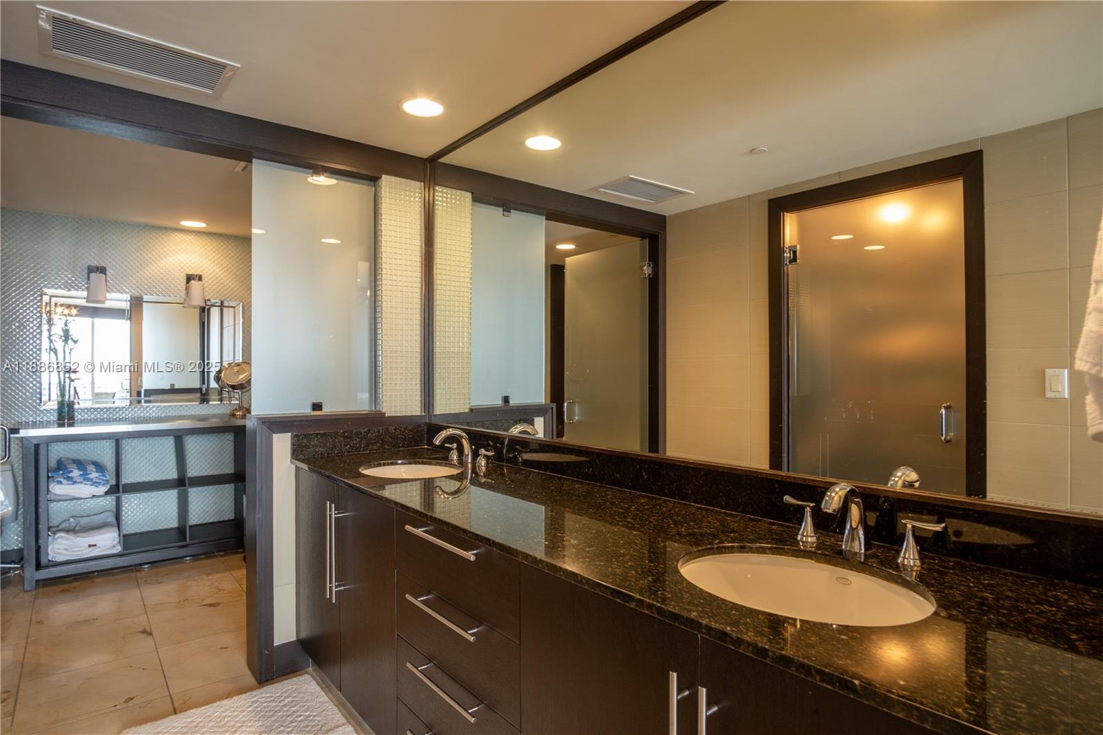 BEACH CLUB CONDO - Residential