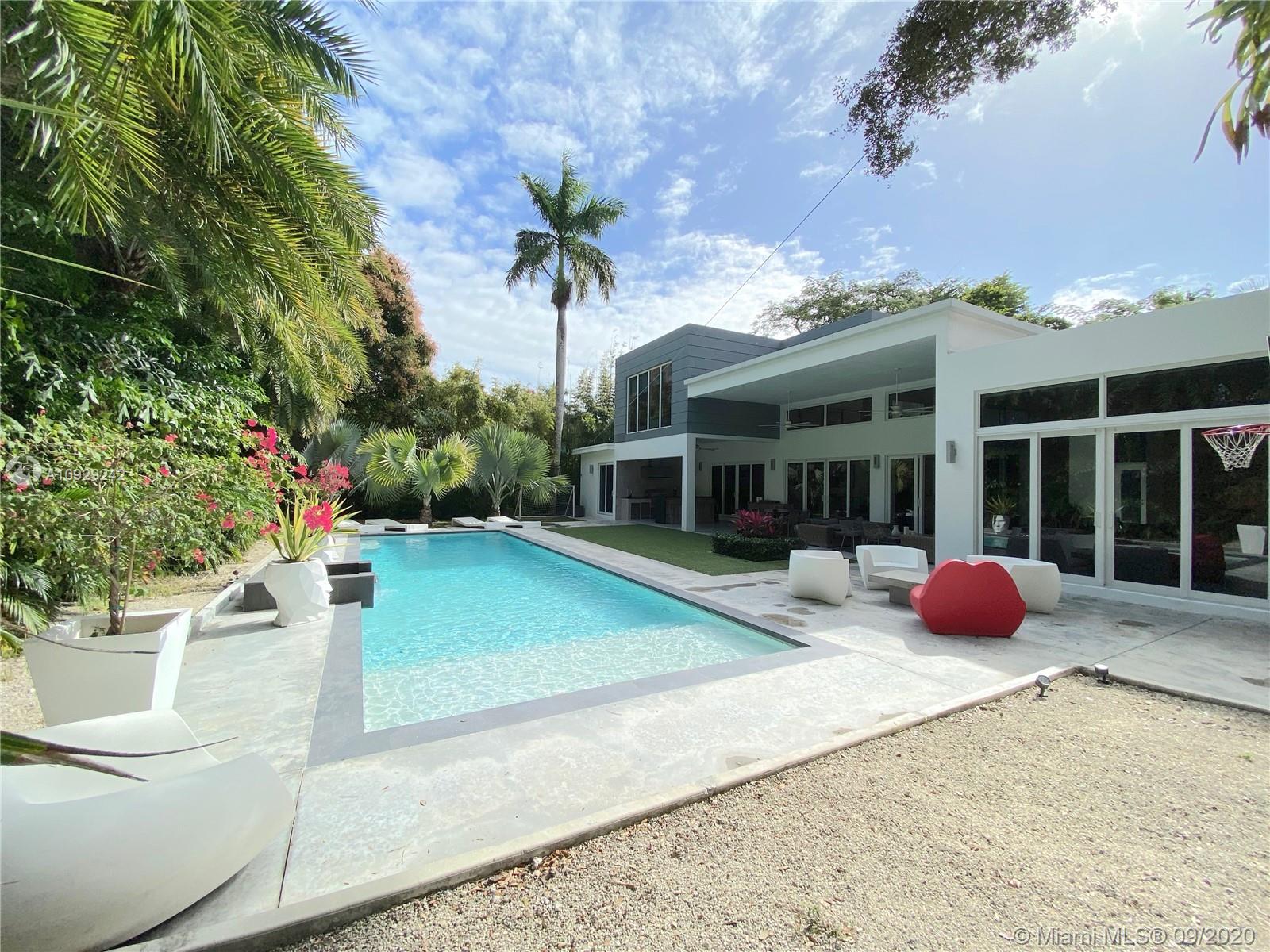 LEAFY WAY - Residential