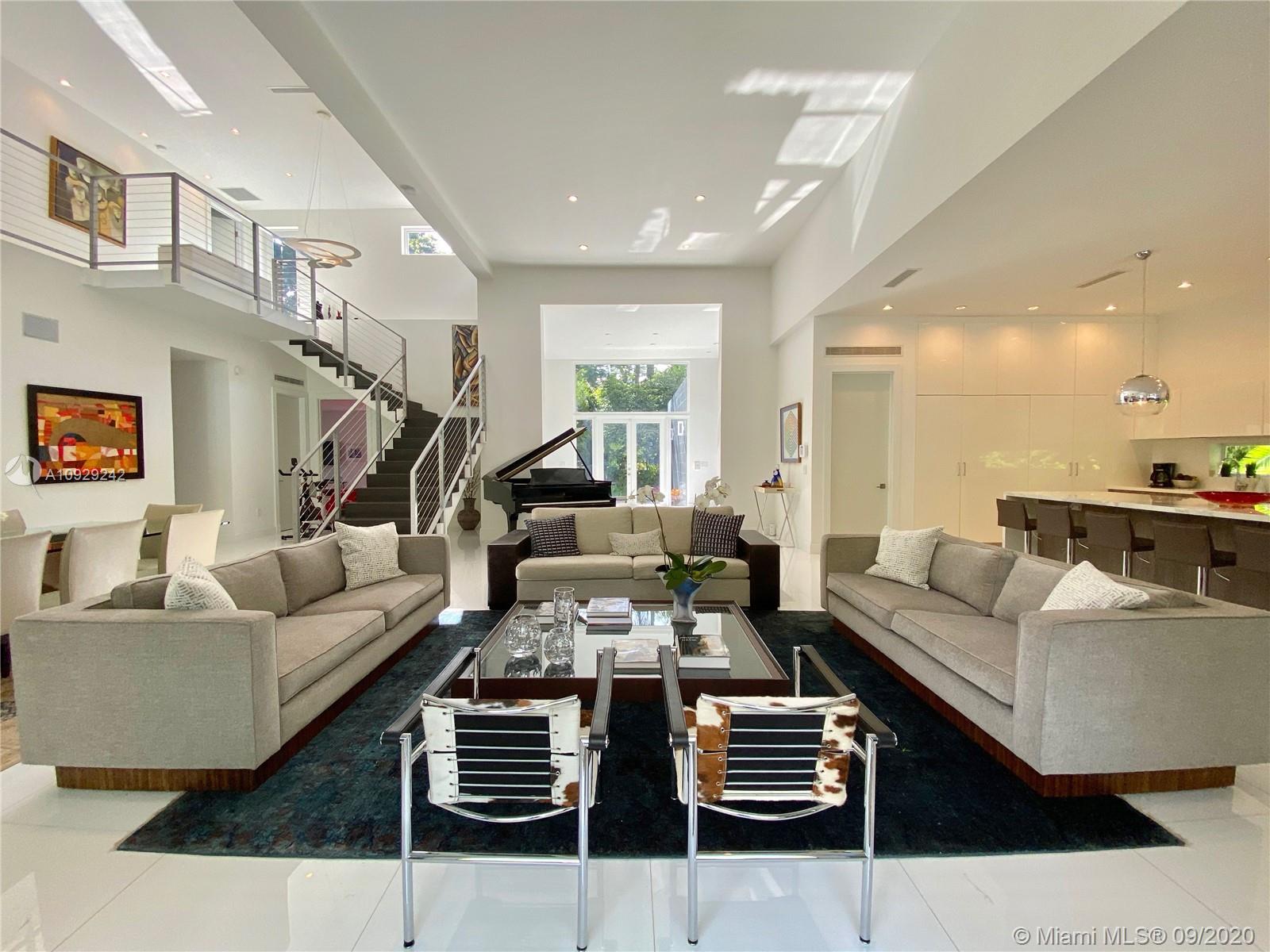 LEAFY WAY - Residential