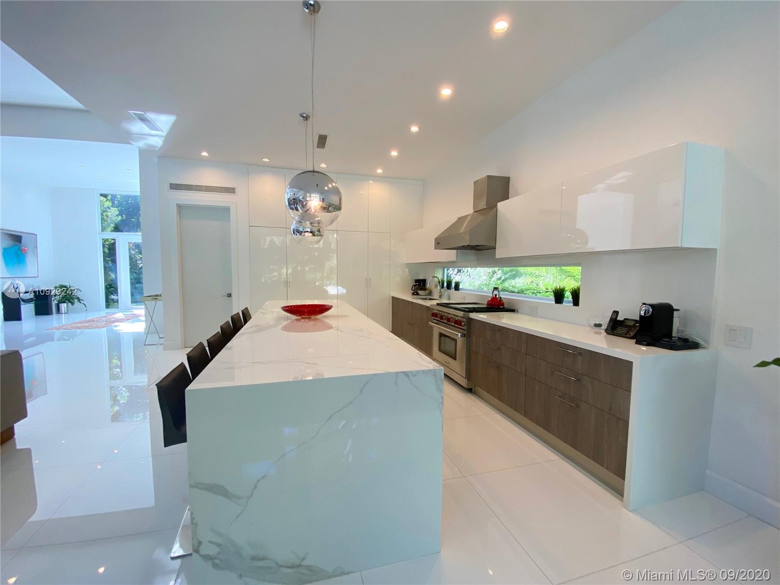 LEAFY WAY - Residential