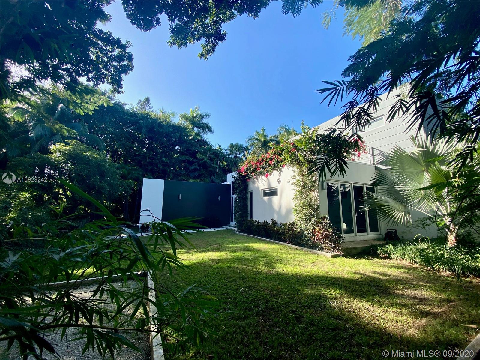 LEAFY WAY - Residential