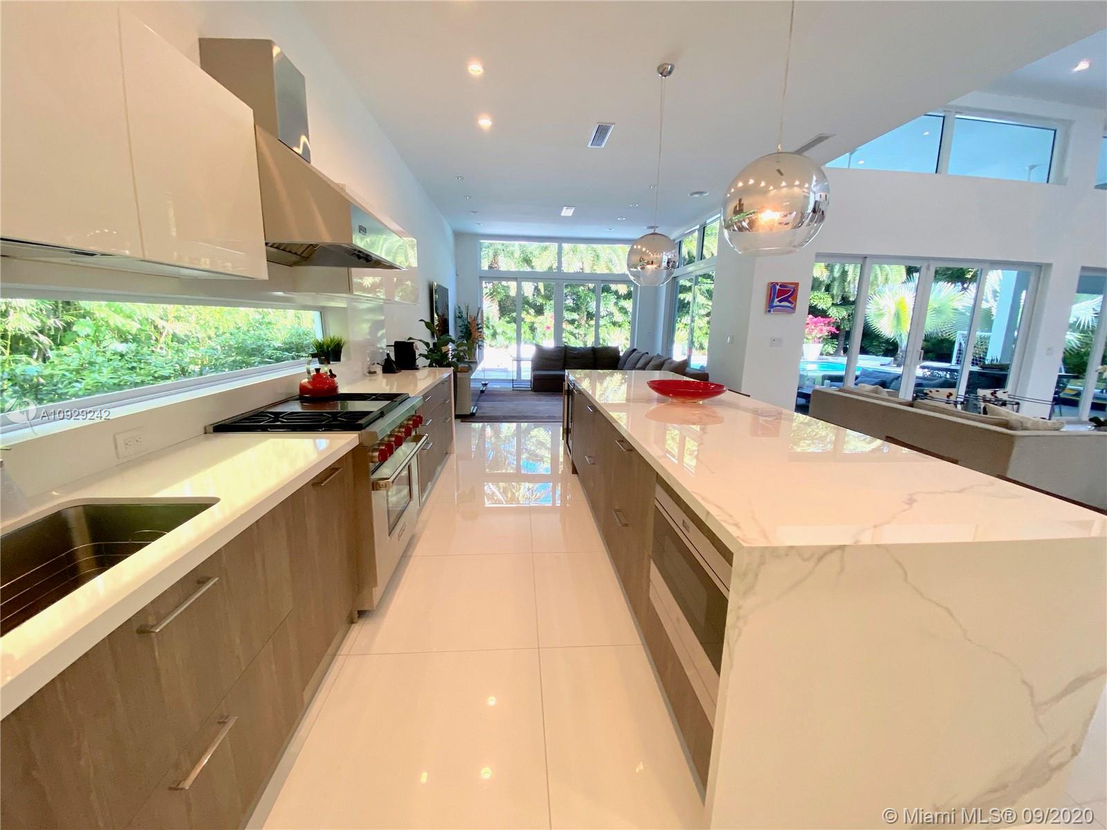 LEAFY WAY - Residential