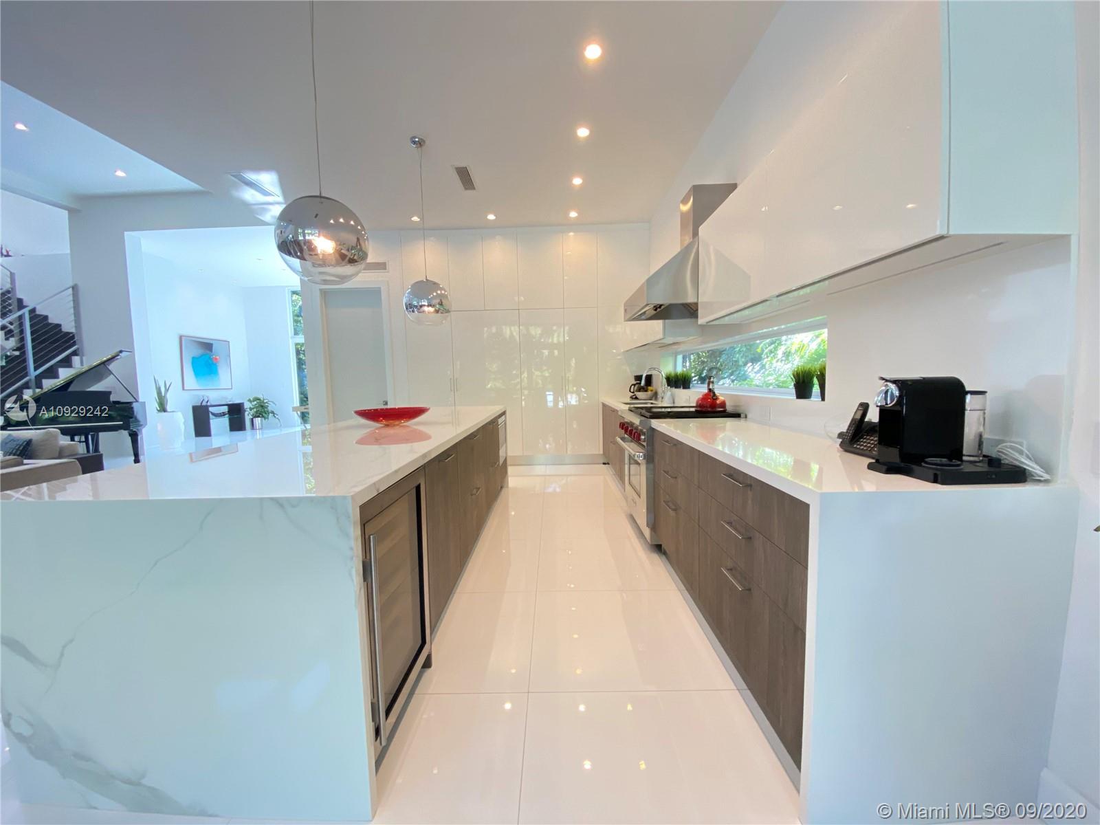 LEAFY WAY - Residential