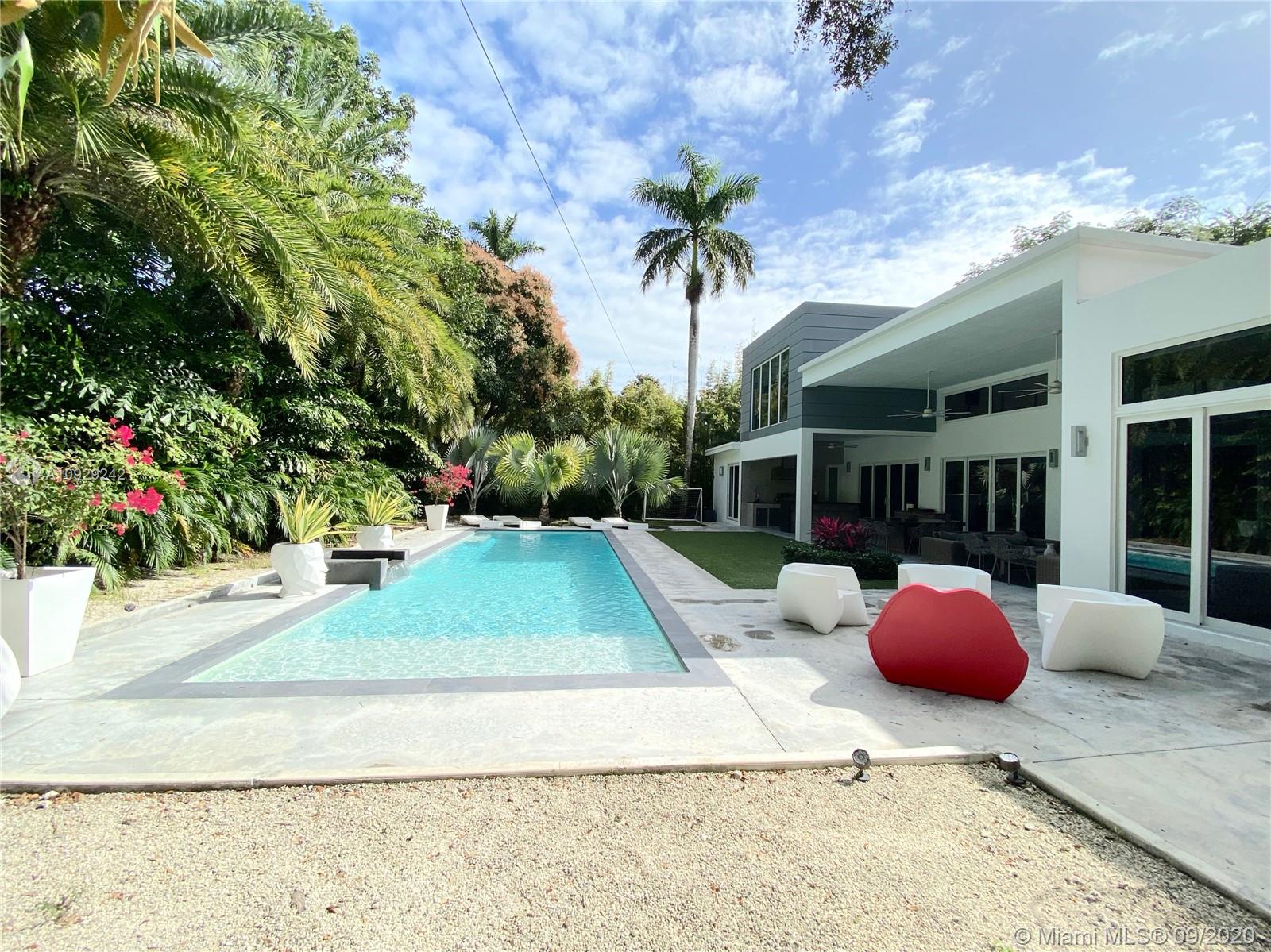 LEAFY WAY - Residential