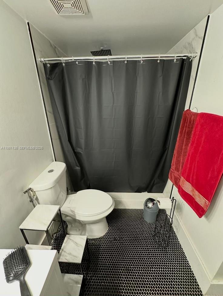 ST ANDREWS CONDO - Residential Lease