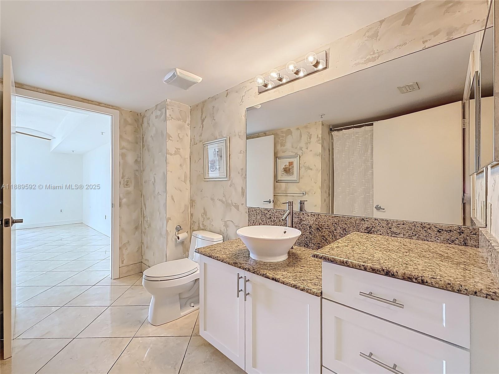 TIDES AT BRIDGESIDE SQUAR - Residential