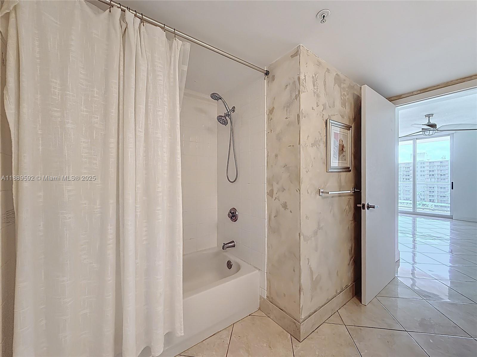TIDES AT BRIDGESIDE SQUAR - Residential