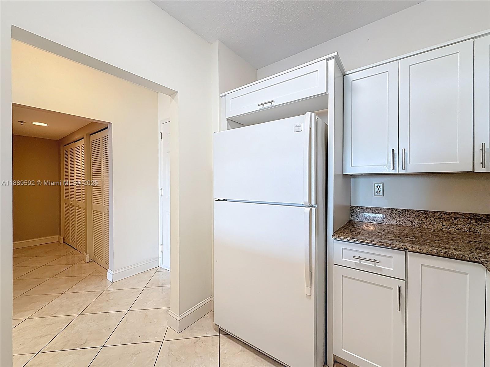 TIDES AT BRIDGESIDE SQUAR - Residential