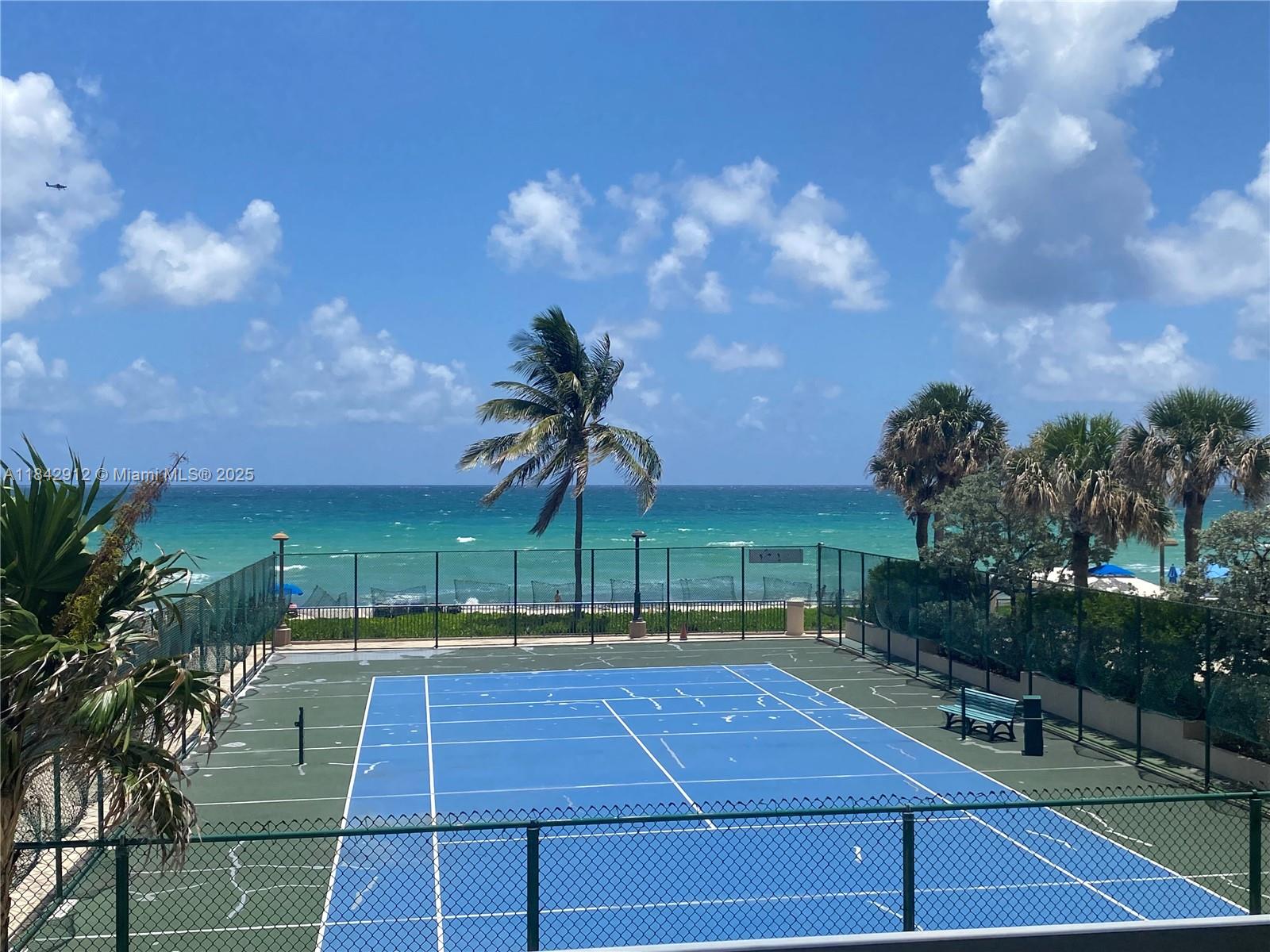 MALAGA TOWERS CONDO - Residential