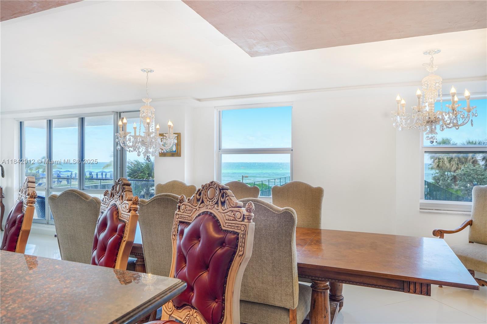 MALAGA TOWERS CONDO - Residential