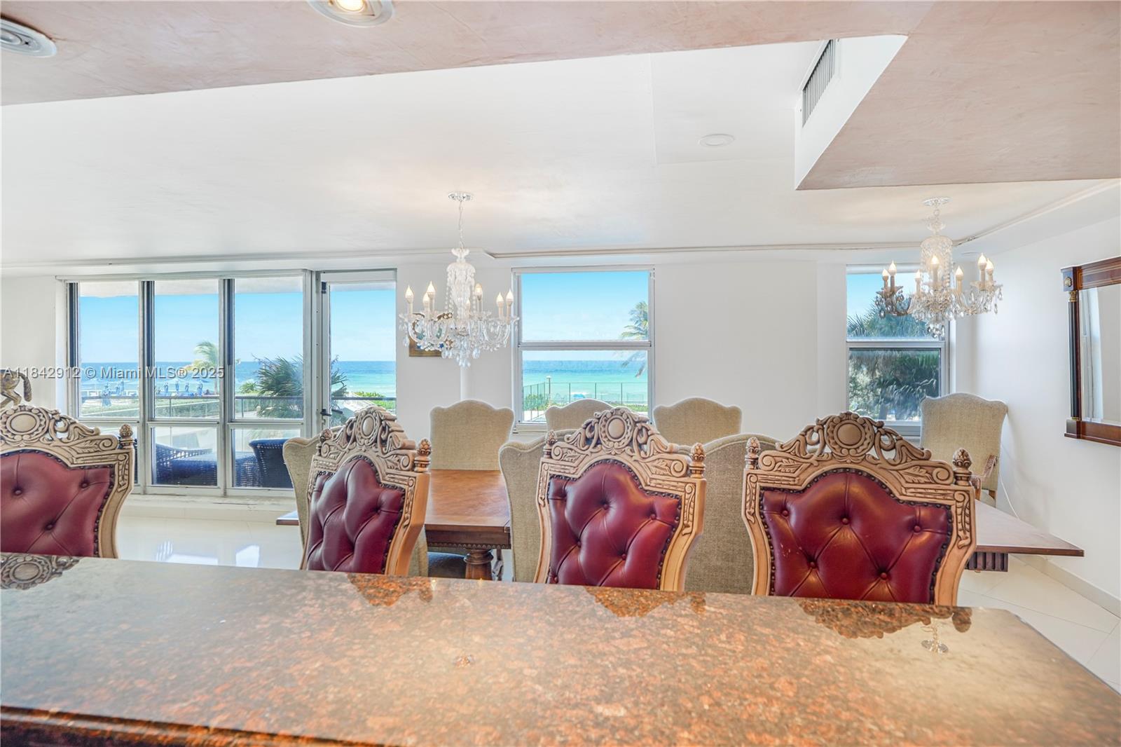 1912 S Ocean Dr 3D, Hallandale Beach, FL, 33009/$899,000 2 1912 S Ocean Dr 3D