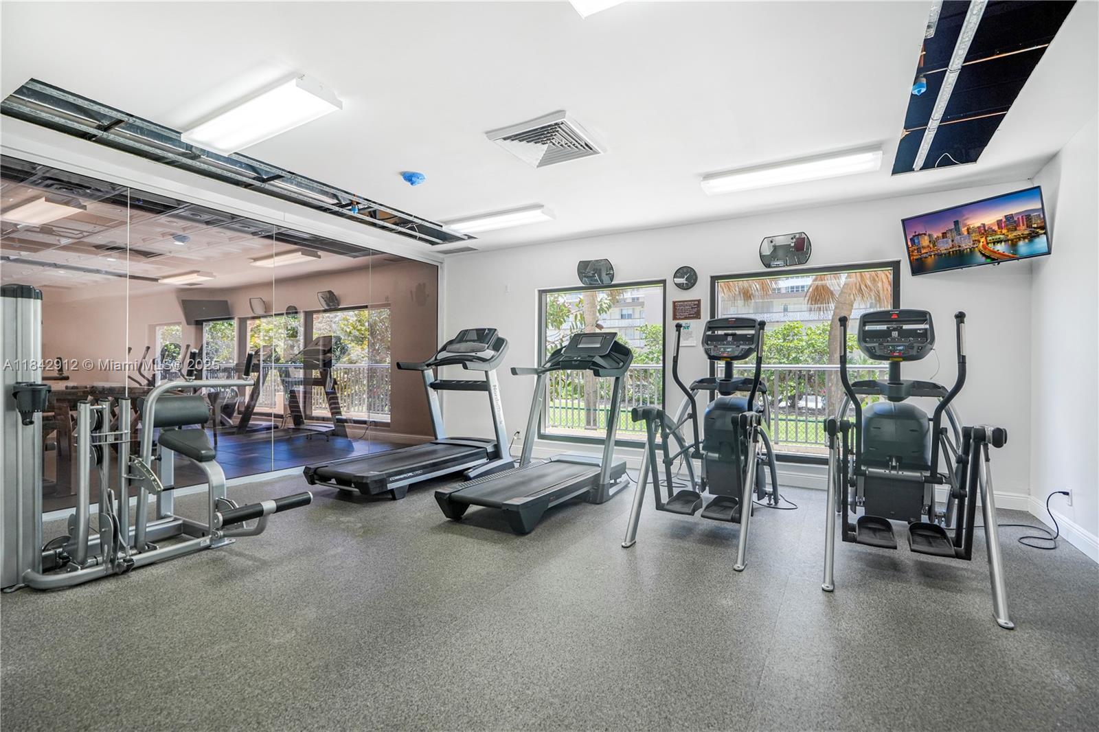 MALAGA TOWERS CONDO - Residential