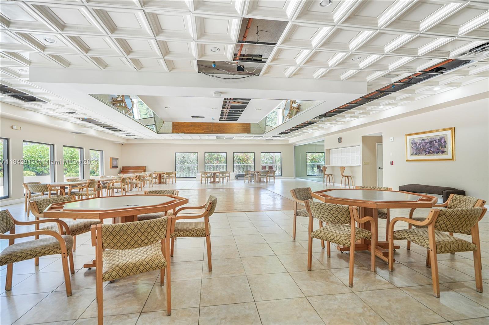 MALAGA TOWERS CONDO - Residential