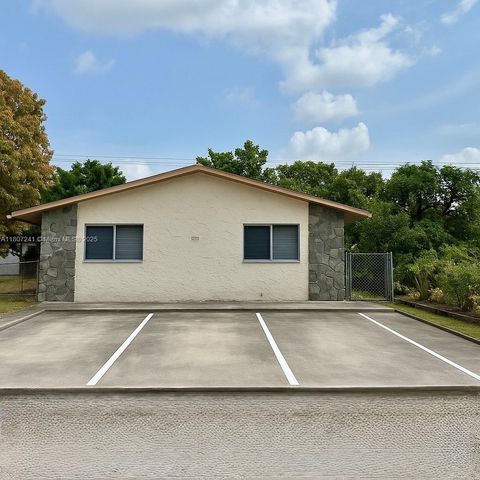 6121 SW 40th Ct Miramar FL 33023
