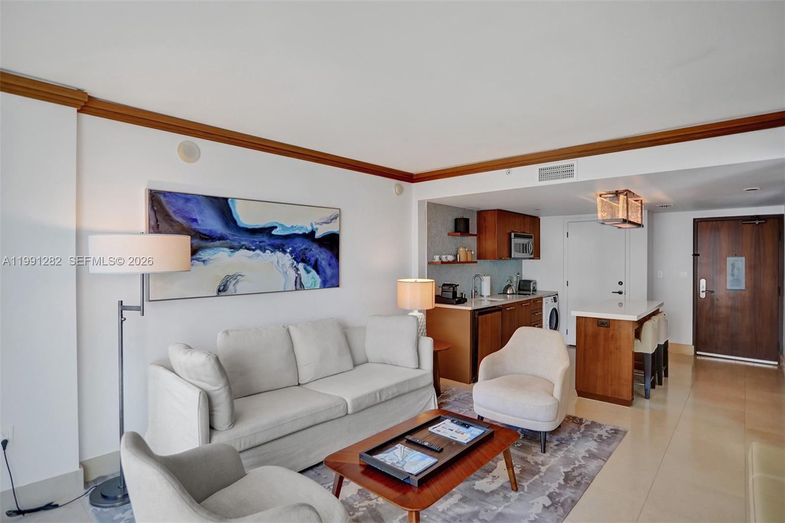 6801 Collins Ave 309 Door  #314