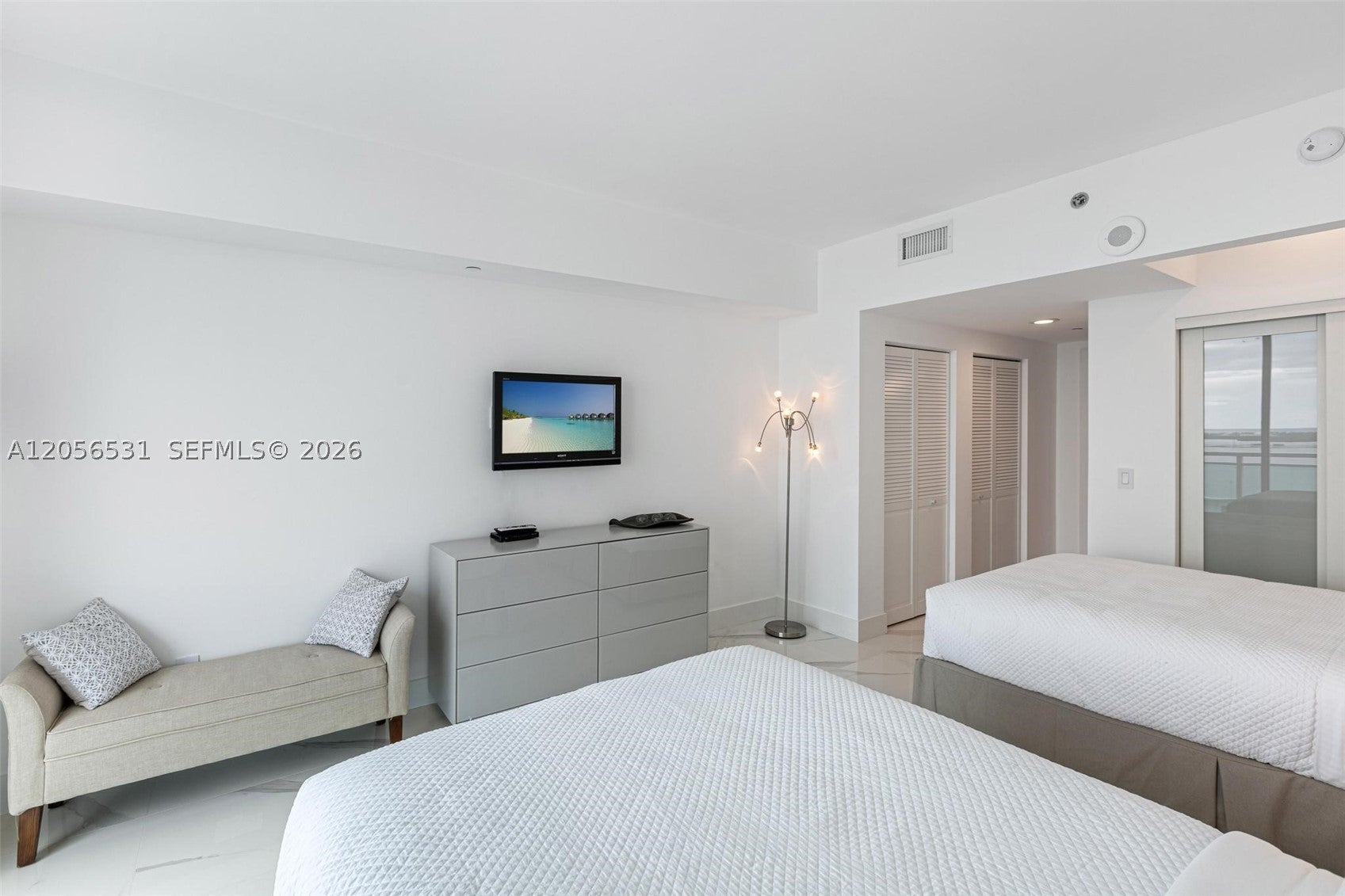 950 Brickell Bay Dr 2210