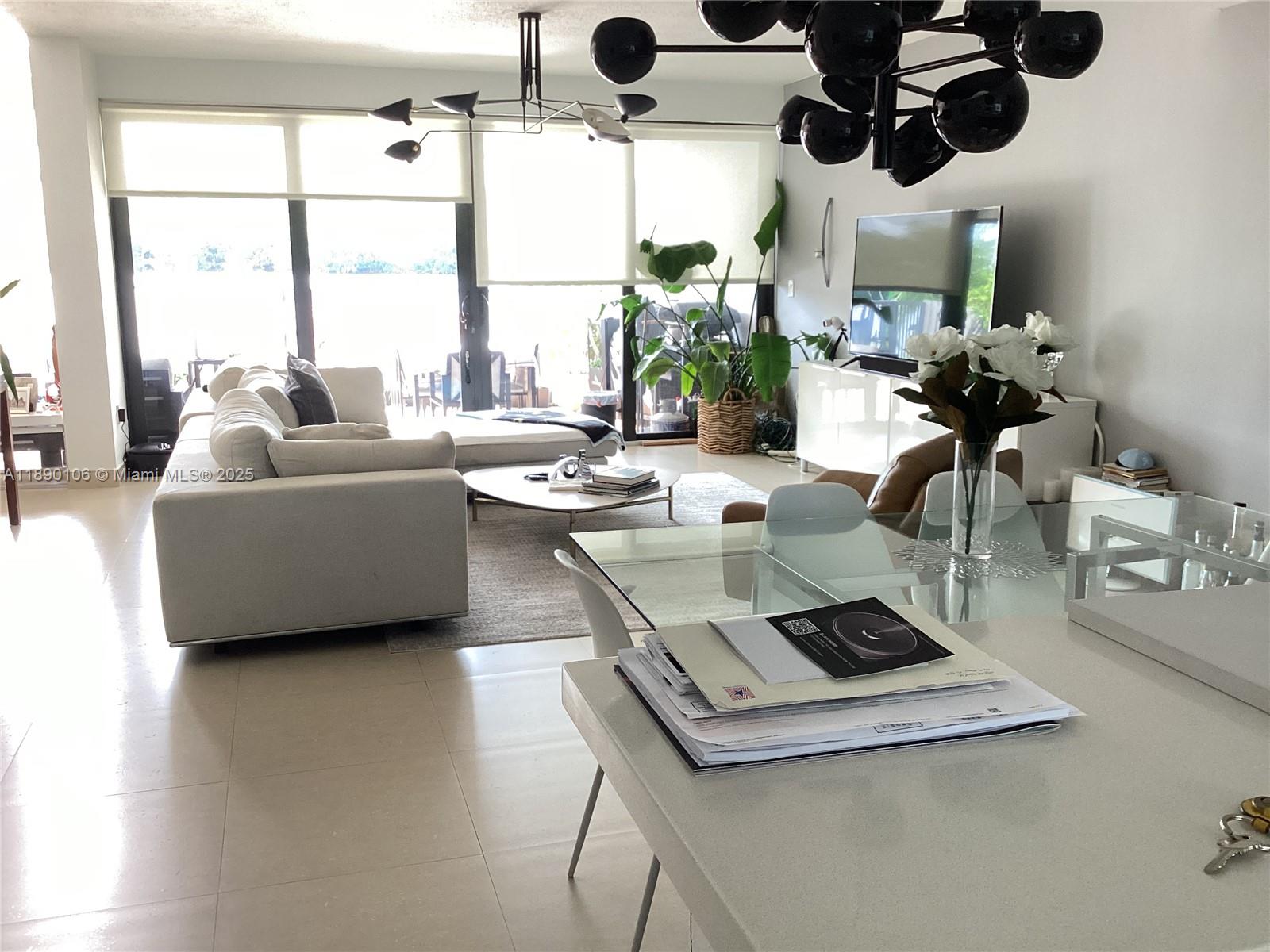 POINCIANA IS YT & RCQ CLU - Residential Lease