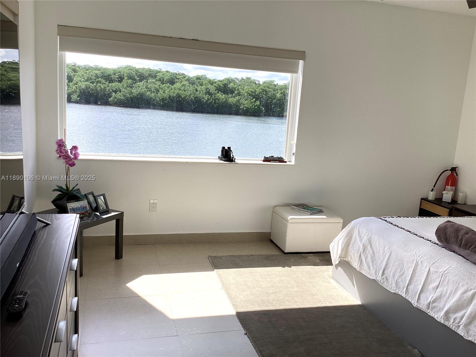 POINCIANA IS YT & RCQ CLU - Residential Lease