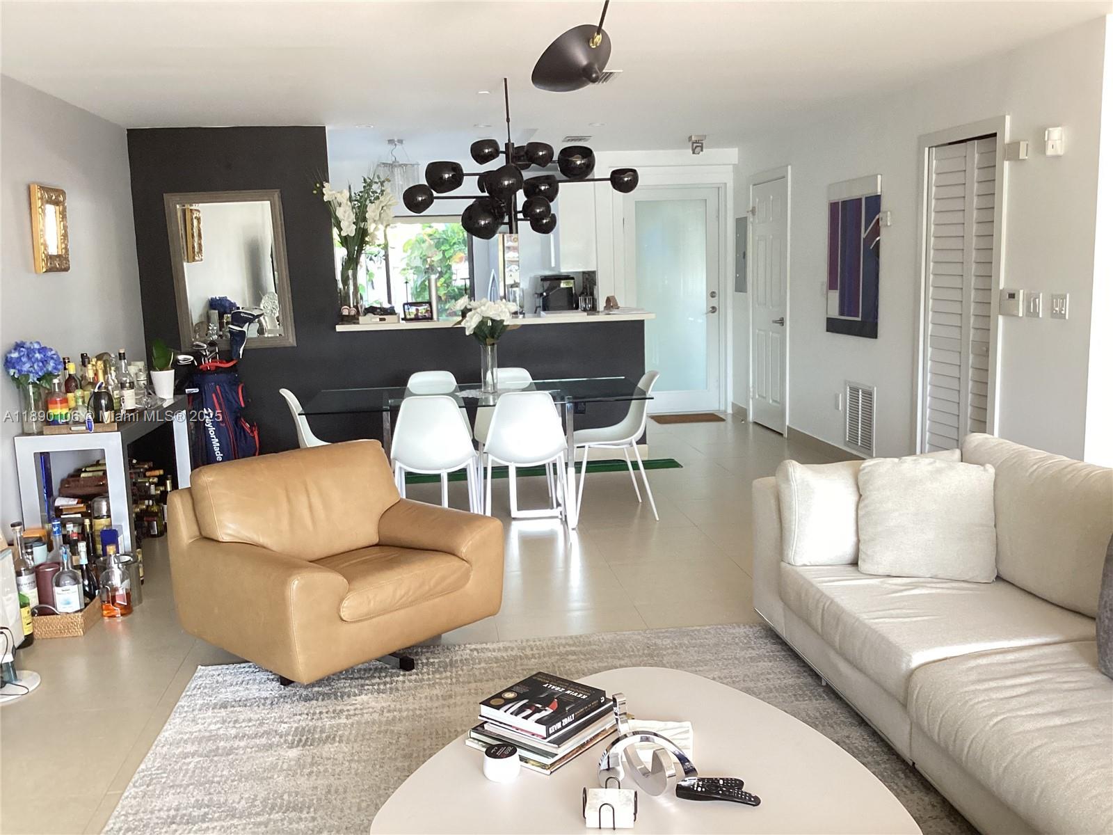 POINCIANA IS YT & RCQ CLU - Residential Lease