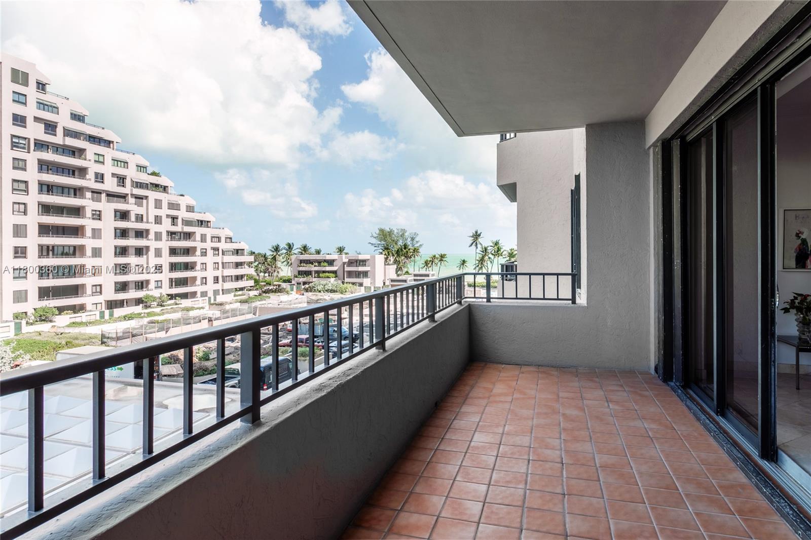 Rental Property at 201 Crandon Blvd 424, Key Biscayne, Miami-Dade County, Florida - Bedrooms: 2 
Bathrooms: 2  - $6,400 MO.