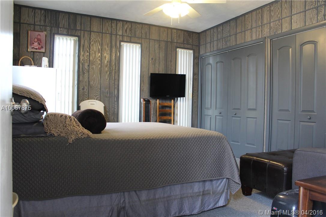 Pembroke Lakes Sec 1 76-4 - Residential