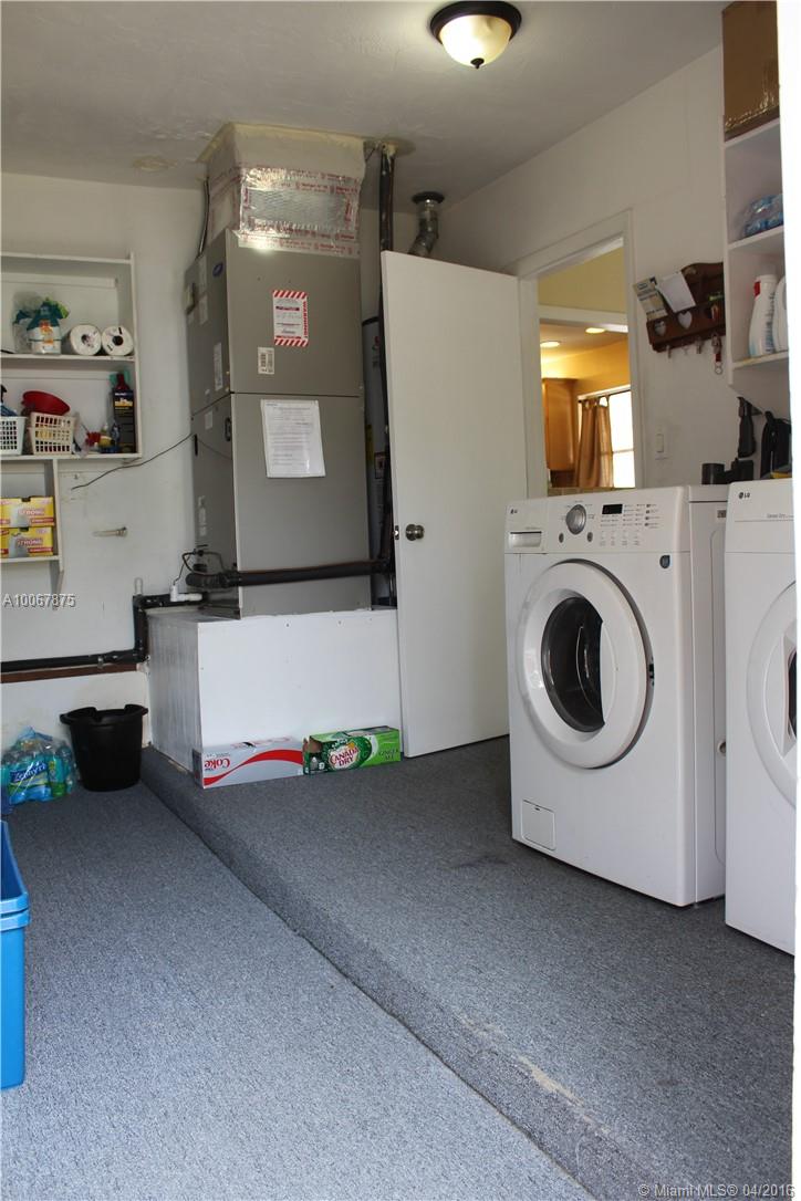 Pembroke Lakes Sec 1 76-4 - Residential