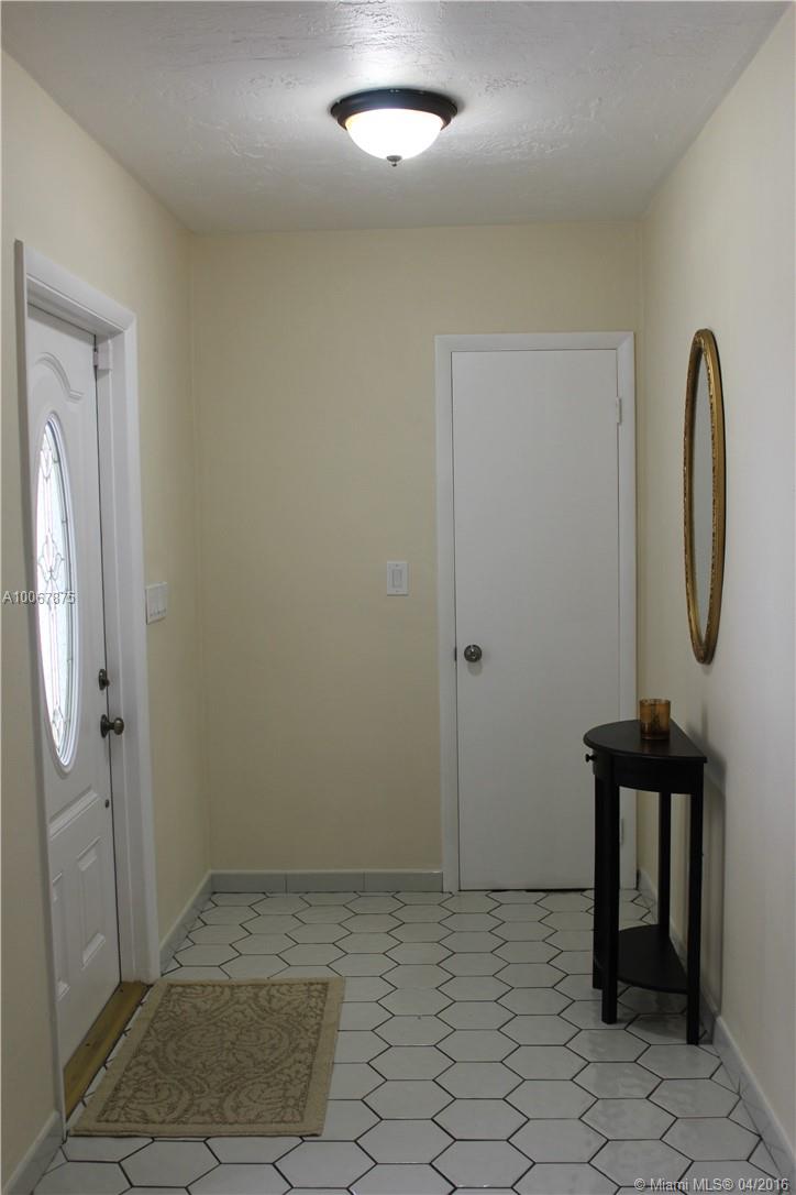 Pembroke Lakes Sec 1 76-4 - Residential