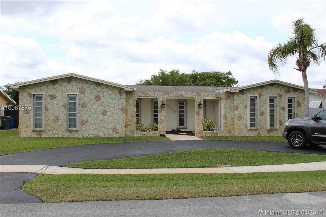 Pembroke Lakes Sec 1 76-4 - Residential