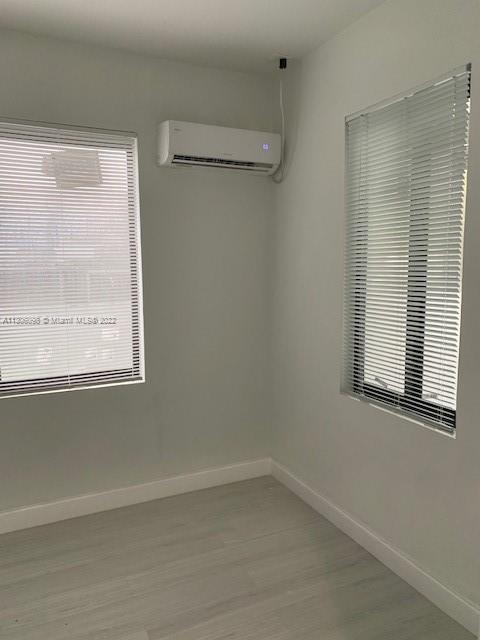 LAWRENCE ESTATE LAND CO - Residential Lease