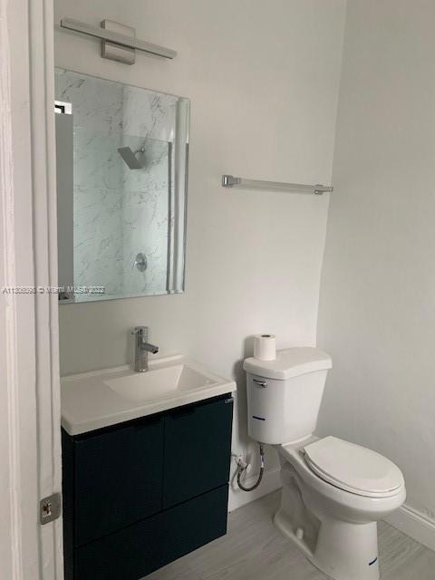 LAWRENCE ESTATE LAND CO - Residential Lease