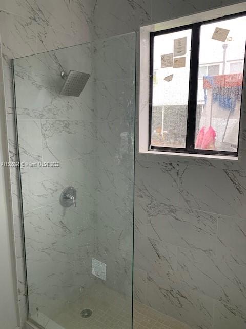 LAWRENCE ESTATE LAND CO - Residential Lease