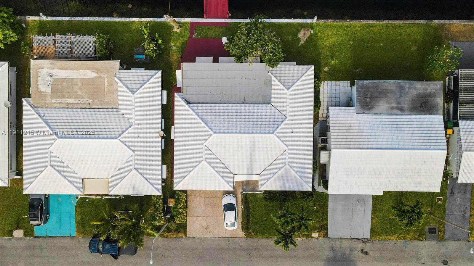 MAINLANDS OF TAMARAC LAKE - Residential