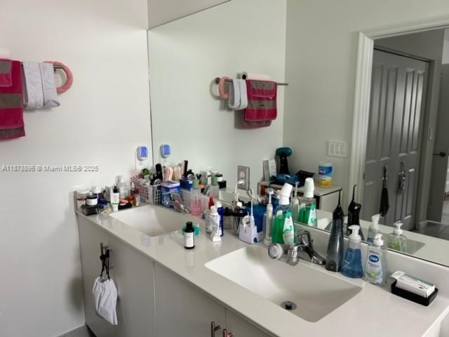 ESTATES AT SILVER PALM - Residential