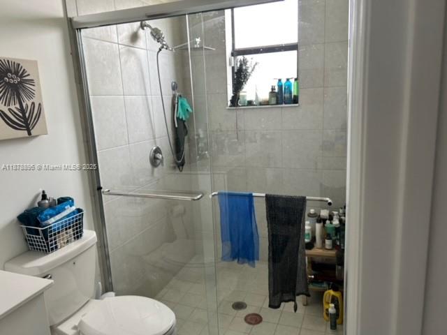 ESTATES AT SILVER PALM - Residential