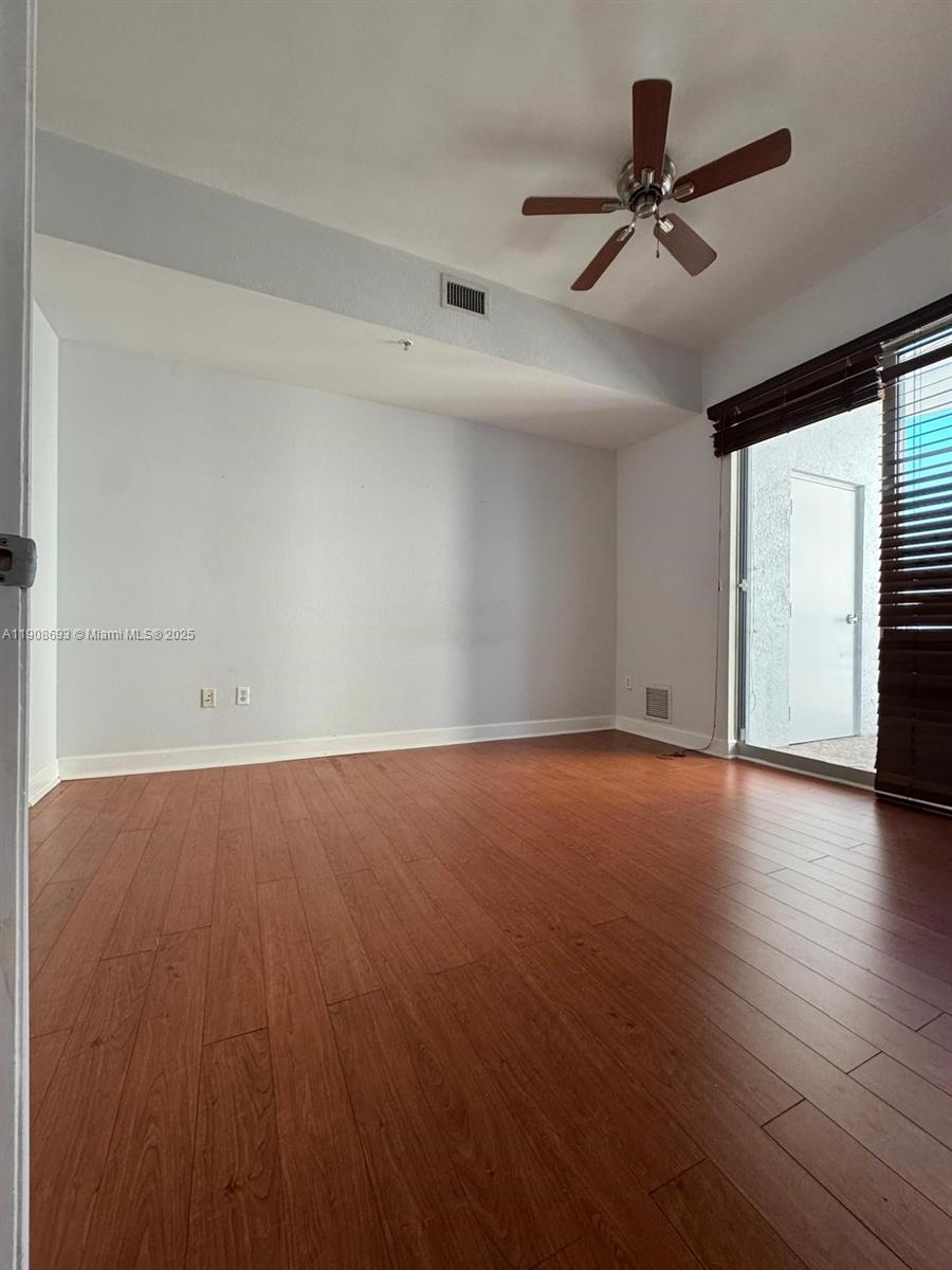 RADIUS CONDO - Residential Lease